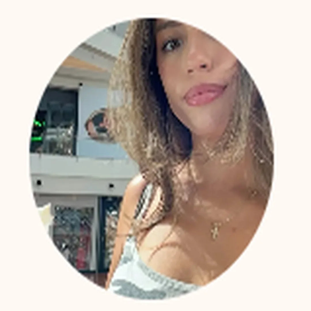<em>Kayla S.</em>